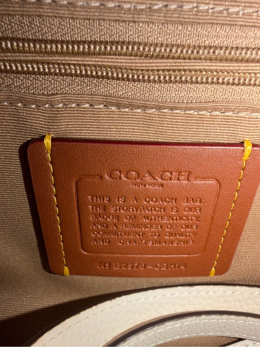 Coach Smith Tote 24 Chalk Pebbled Leather Crossbody CZ414 Ivory Brown Strap - Picture 7 of 9